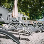 Ξενοδοχείο Liget Wellness Es Konferencia 4*