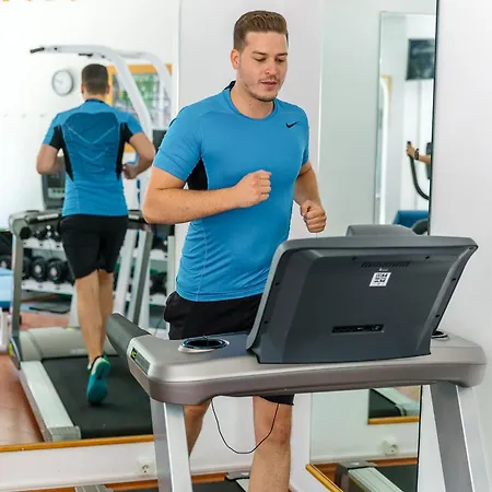 Liget Wellness Es Konferencia 4*