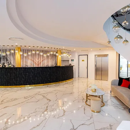 Otel Liget Wellness Es Konferencia Szarvas