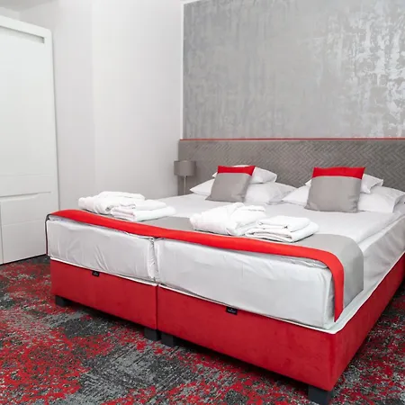 Hotel Liget Wellness Es Konferencia 4*