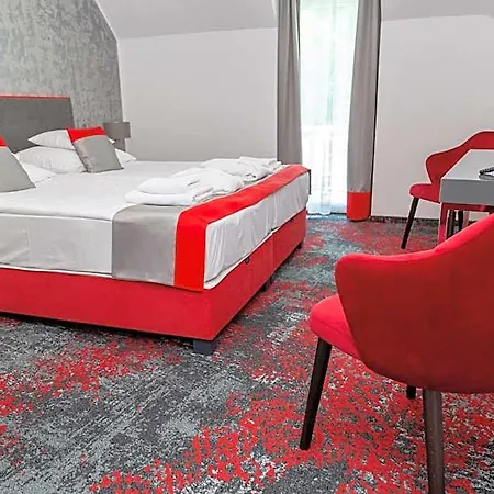 Liget Wellness Es Konferencia Hotell Szarvas