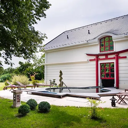 Otel Liget Wellness Es Konferencia