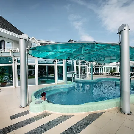 Liget Wellness Es Konferencia Szarvas