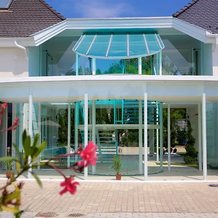 Hotel Liget Wellness Es Konferencia 4*