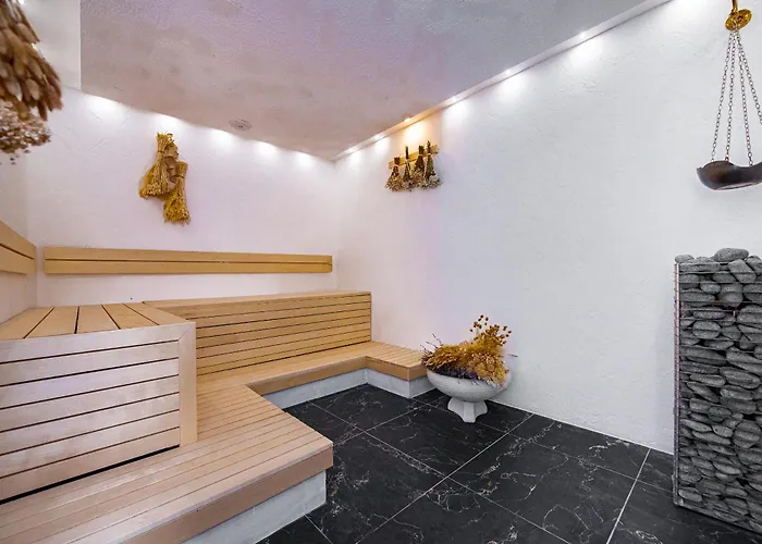 Liget Wellness Es Konferencia 호텔 4*