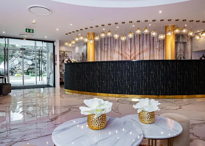 Liget Wellness Es Konferencia 4* 자바스